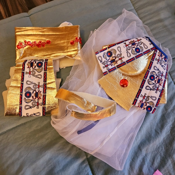 Cleopatra Halloween Costume Adult up to size 14/16 with additional accessories - Picture 4 of 11